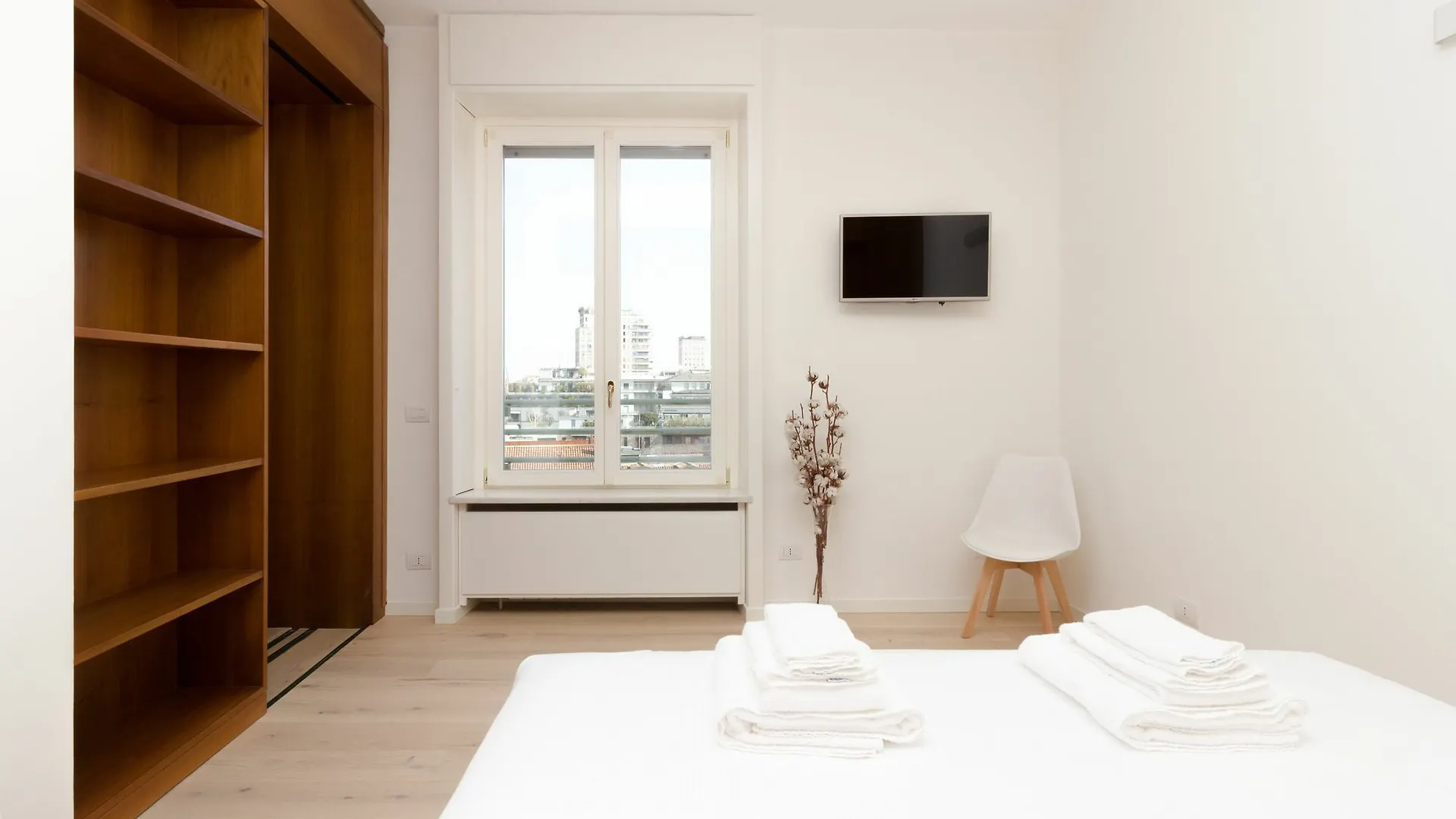 Be Apartments Giordano contacts